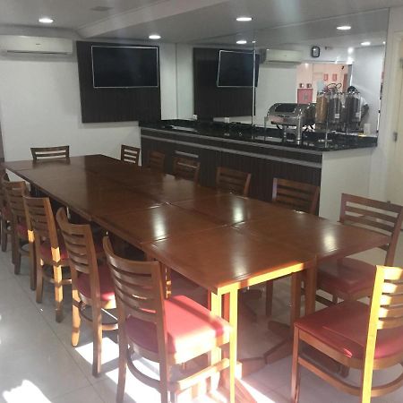 Semprehotel Três Lagoas Kültér fotó